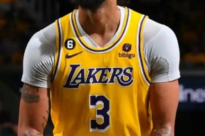 开云官网-浓眉哥连续二十场比赛得分超过战术调整，DWG不断突破！-开云官网